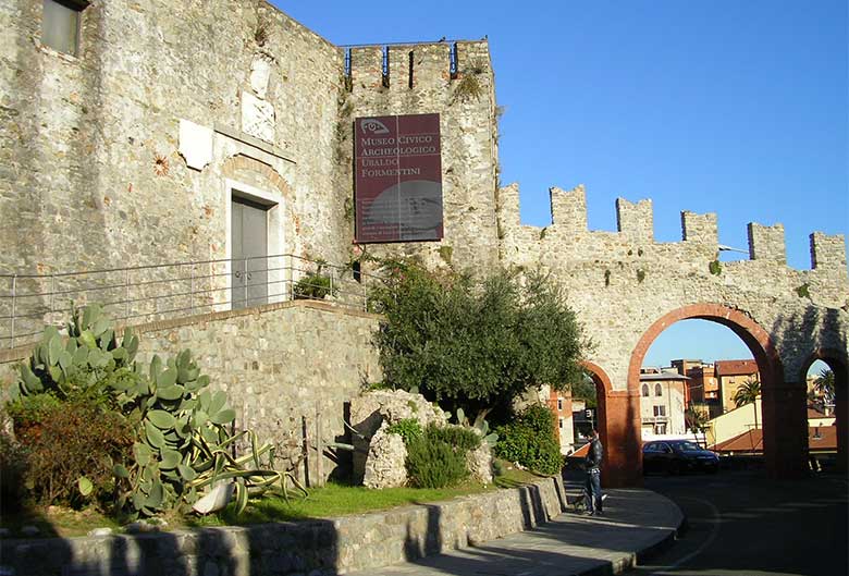 la spezia e il castello san giorgio